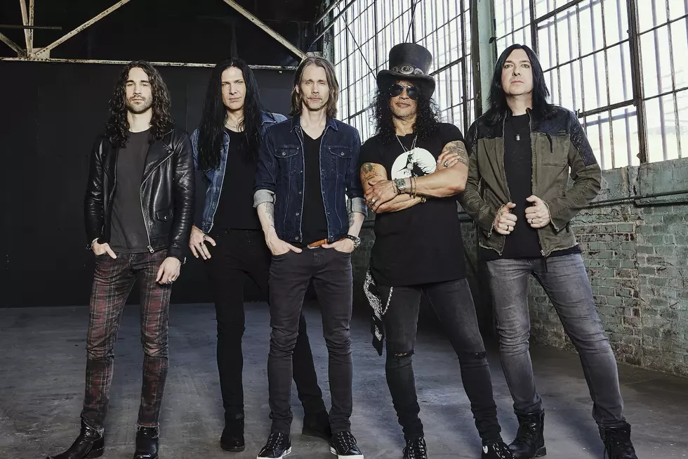 Slash Signs to New Gibson Record Label for Upcoming Album